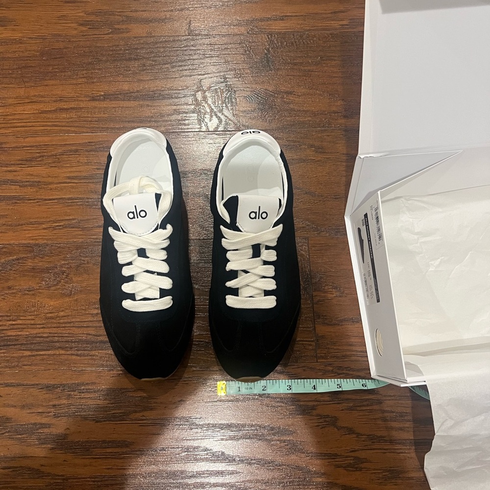 ALO Black Sunset Sneakers BRAND NEW WITH BOX. - Picture 11 of 11